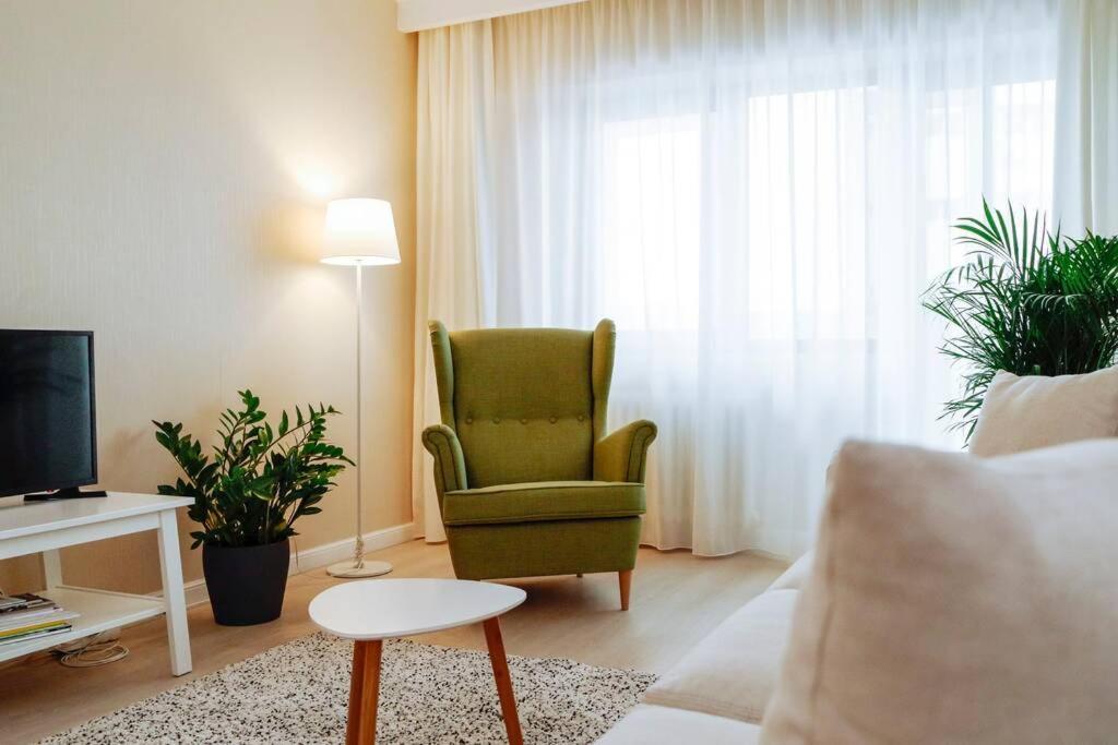 Elegant Vibes Apartment Next To Obor Market Bucarest Extérieur photo