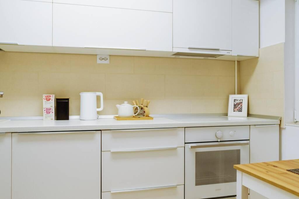 Elegant Vibes Apartment Next To Obor Market Bucarest Extérieur photo