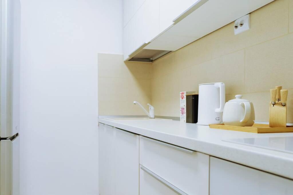 Elegant Vibes Apartment Next To Obor Market Bucarest Extérieur photo