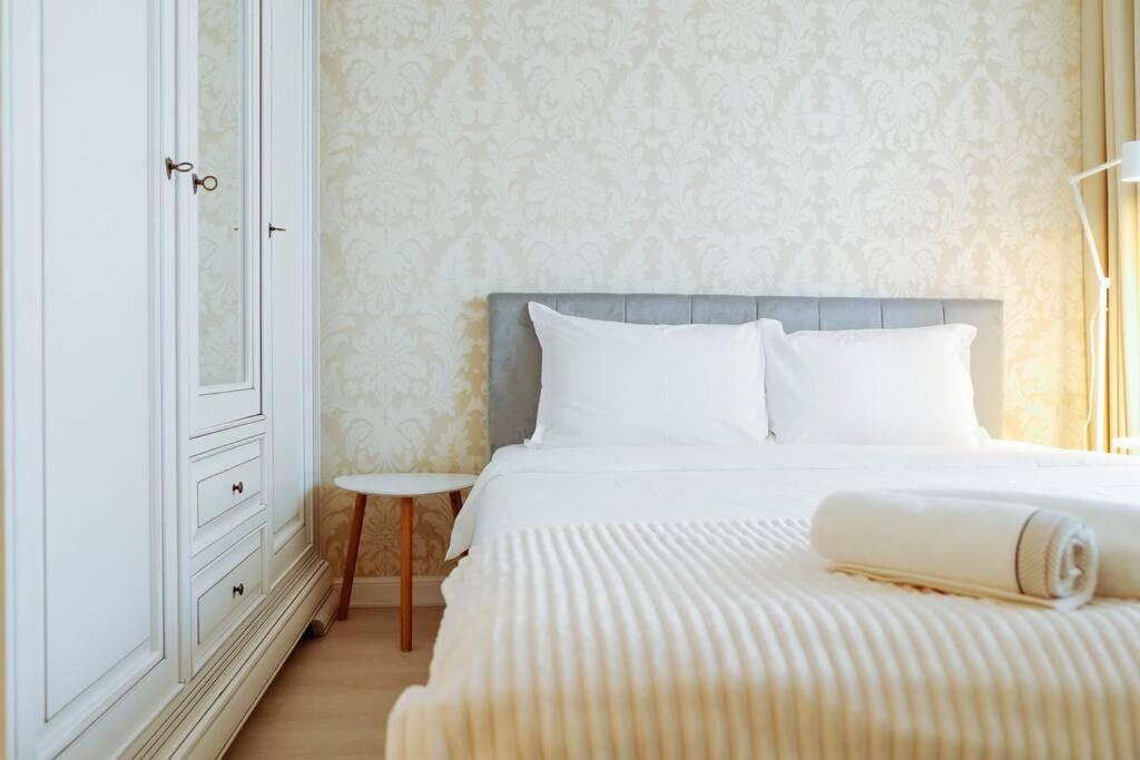 Elegant Vibes Apartment Next To Obor Market Bucarest Extérieur photo