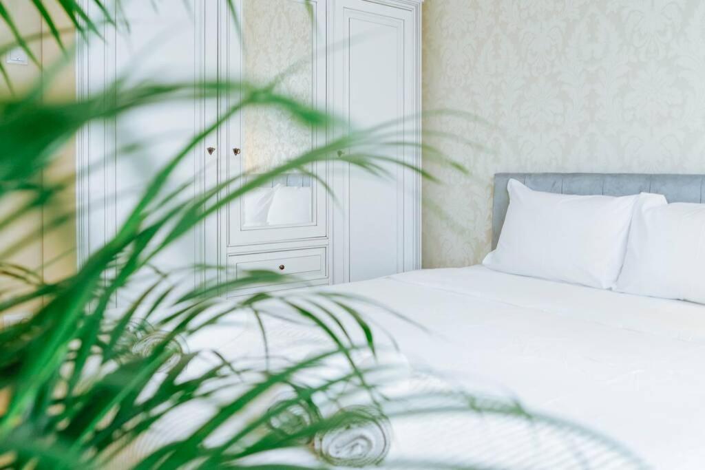 Elegant Vibes Apartment Next To Obor Market Bucarest Extérieur photo